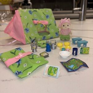 Calico Critters Outdoor Adventure Playset